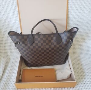 Louis Vuitton Neverfull MM